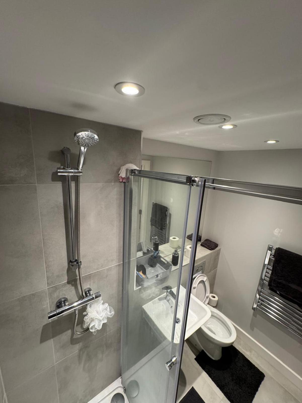 Regent Plaza Apartment
